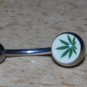 Pot Leaf White Navel Dark Leaves 166