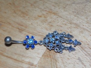 Tarnished Flower Star Blue Charms Navel 335