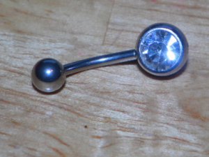 Single CZ White Navel 337