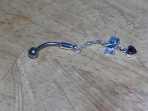 Tiny Red Heart Charm Navel 457