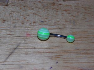 Green/Yellow Cricket Stripes Ball Navel 664
