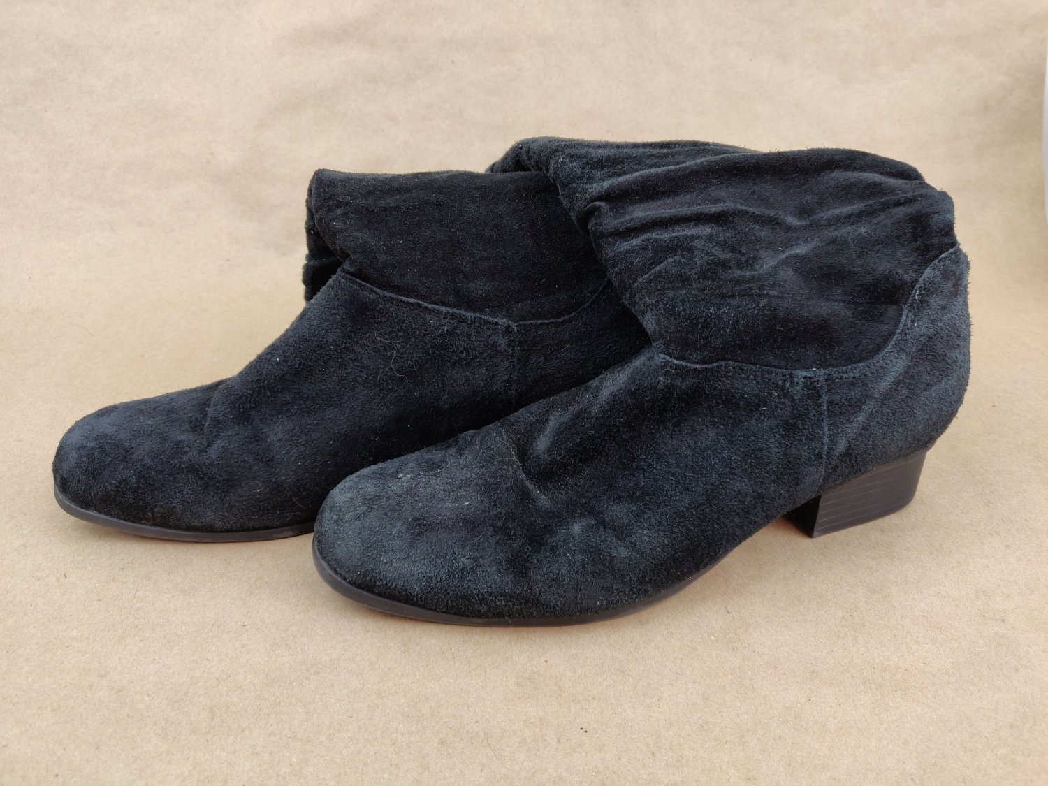 Short Black Suede Leather Boots with Heel