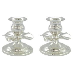 Minute Ruffle stemmed Candlesticks