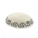 20 cm white knitted kippah with embroidery