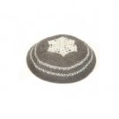 17.5 cm knitted kippah with embroidery