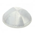 19 Centimeter White Satin Kippah with 6 Sections and Silver Line Pattern