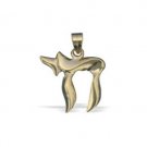 Wavy “Chai” Pendant