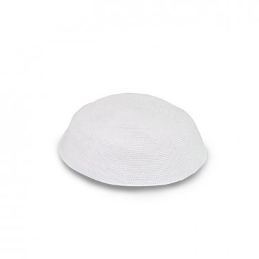 20 cm. White Wool Knitted Kippah