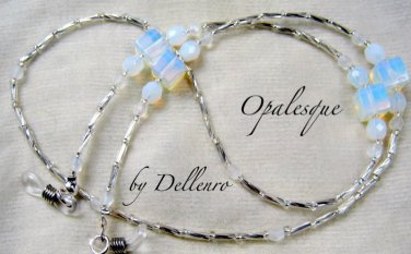 &acirc;�&laquo;OPALESQUE&acirc;�&laquo; OPAL WHITE EYEGLASS GLASSES SPECTACLES CHAIN HOLDER CORD