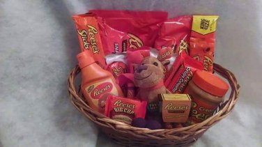 Reese's Candy Gift Basket