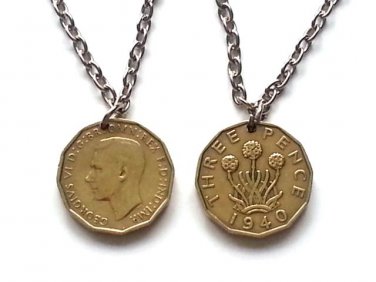 Necklace. 3d Threepence Coin. KG VI 1940.  30 Inch Chain