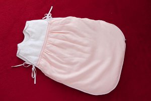 Dotty sleeping bag (pale pink)