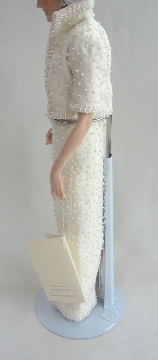 diana princess of wales a royal remembrance doll