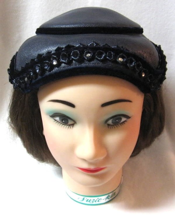 Ladies Vintage Blue Velvet Pill Box Rhinestone Hat 1950's