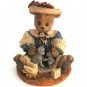 Berry Hill Bears Figurine Blessed Are The Peacemakers 1997 Young Inc.