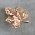 Large Gold Textured Leaf Brooch Pin By Designer Avon Vintage Jewelry 1980s Large Gold Textured Leaf Brooch Pin By Designer Avon Vintage Jewelry 1980s