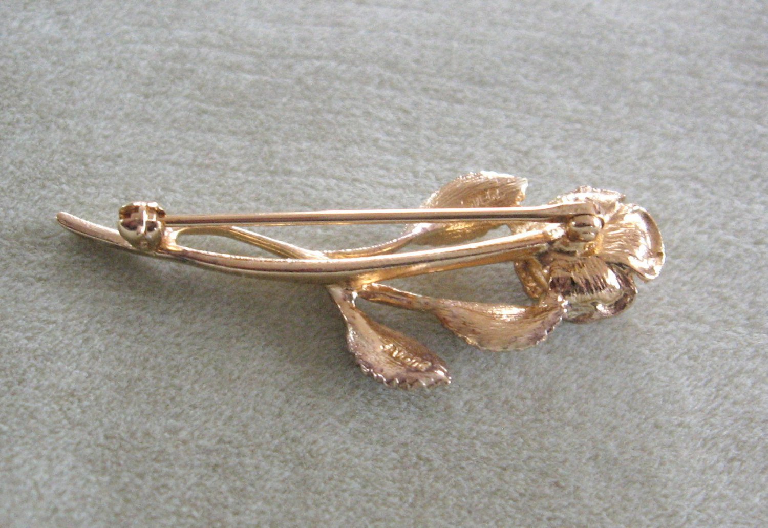 Avon Genuine Diamond Anniversary Rose Brooch Pin Gold And Sterling