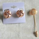 Gold Shell Stickpin & Clip On Earrings By Designer Trifari Vintage Jewelry 1970s Mixed Lot Gold Shell Stickpin & Clip On Earrings By Designer Trifari Vintage Jewelry 1970s Mixed Lot