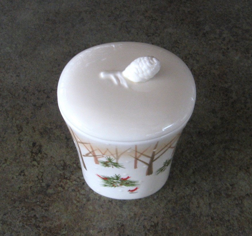 Aromatherapy Essential Oil Wax Candle Burner Warmer Holiday Cardinals Trees By Hallmark