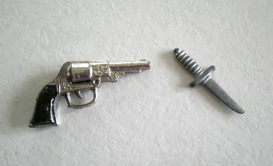 2 Small Collectible Metal Toys Gun and Knife Dagger Vintage Japan
