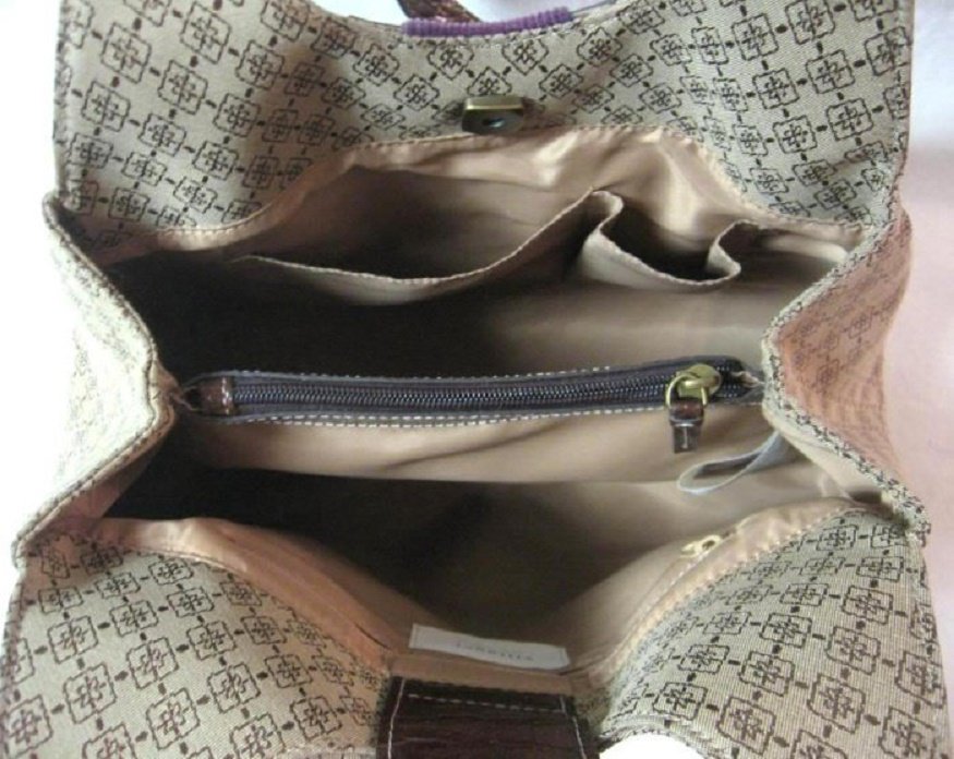 liz claiborne tan purse