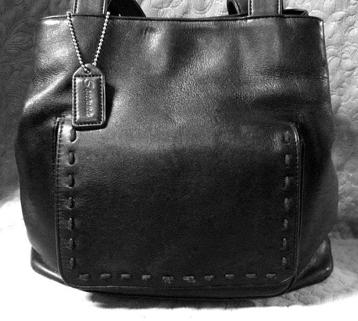 next black leather purse