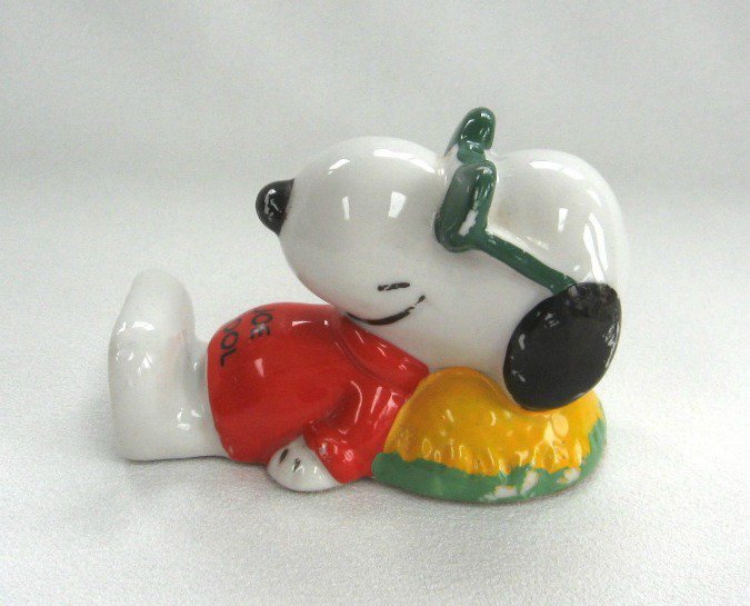 snoopy joe cool figurine