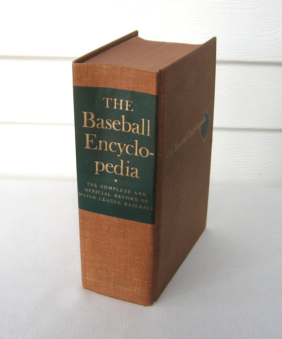 The Baseball Encyclopedia Complete & Official Record of Major ...
