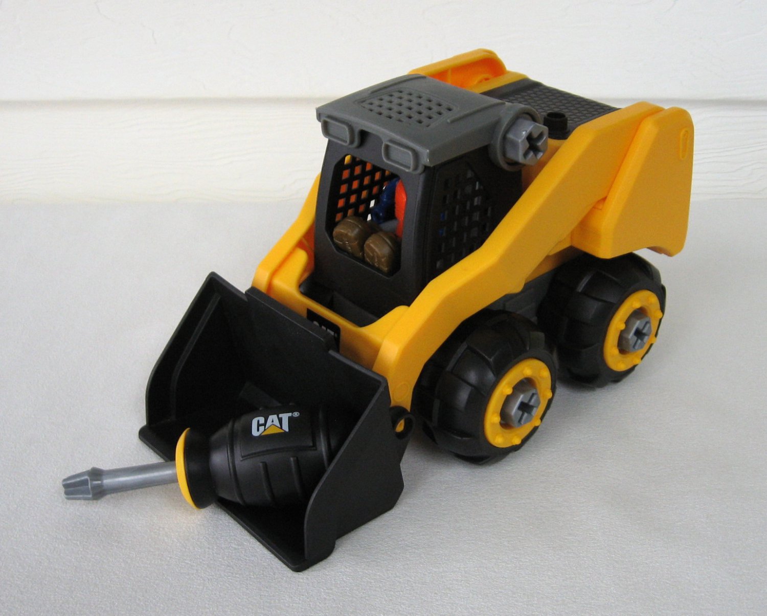 toy state caterpillar machine maker