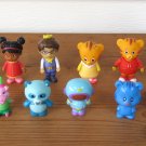 Daniel Tiger's Neighborhood Friends & Family Toy Figures 12 Piece Set Fred Rogers Company