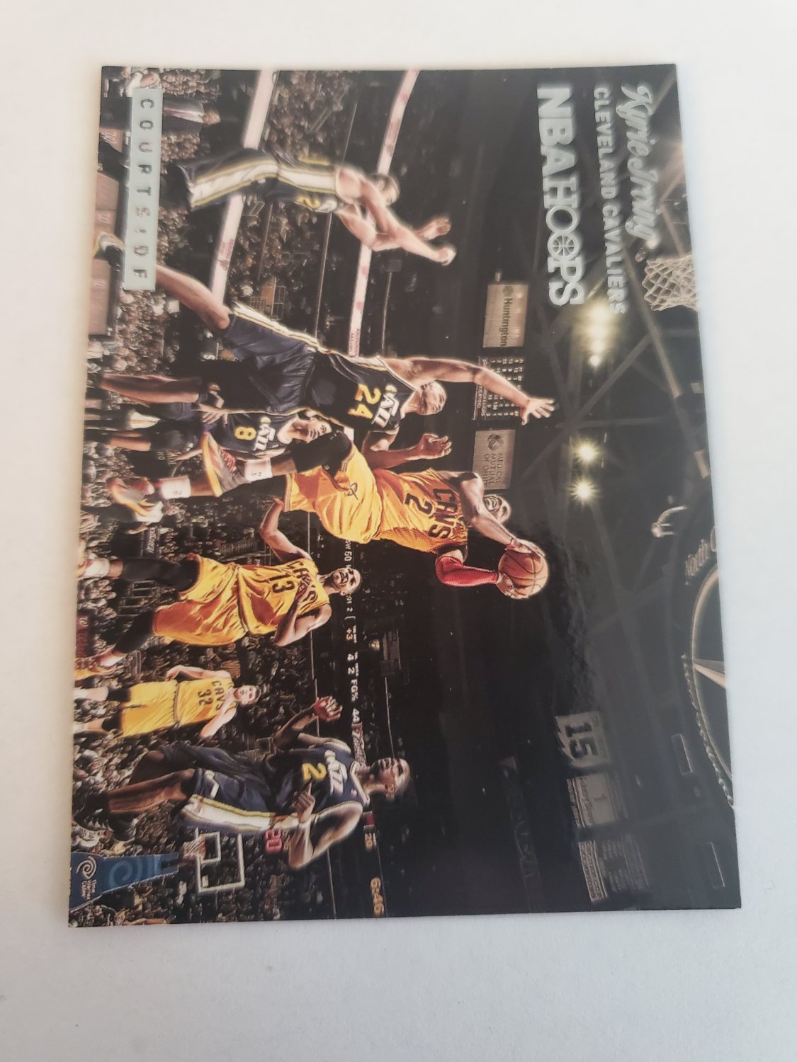 Kyrie Irving 2014 15 NBA Hoops Courtside Insert Card