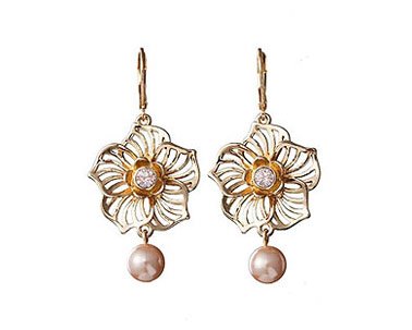 VARIOS ARETES YANBAL - GOLD PLATED 24K FABULOUS EARRINGS