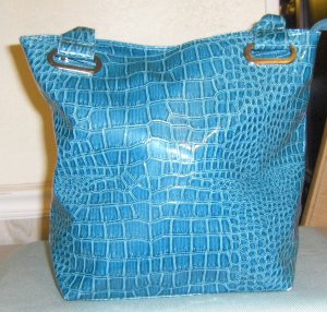 crocodile pattern purse