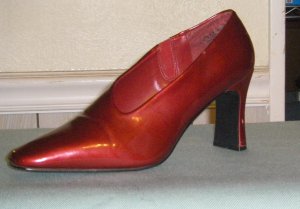 Red pumps