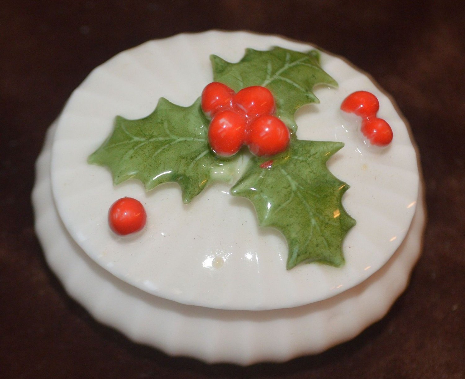 Holly Small Christmas Decoration Porcelain Oval Trinket Box Ron Gordon