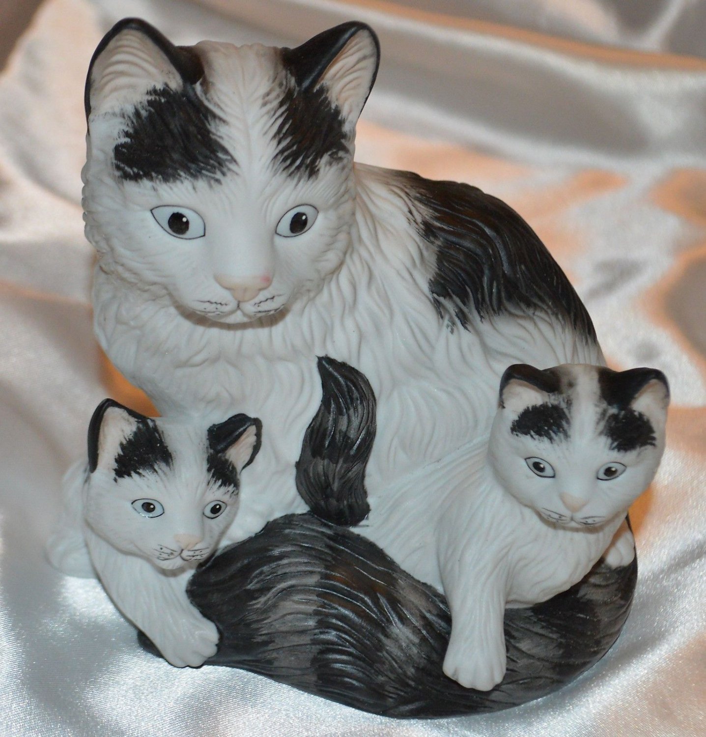 Porcelain Ceramic Feline Cat with Kittens figurine Black & White