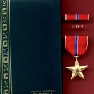US Bronze Star medal in case with ribbon bar and lapel pin US Bronze Star medal in case with ribbon bar and lapel pin
