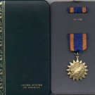 US Air medal in case with ribbon bar and lapel pin