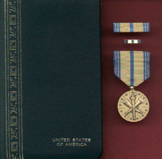 Marine Corps Armed Forces Reserve medal in case with ribbon bar and lapel pin