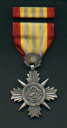 Vietnam Honor Award medal 2nd Class with ribbon bar