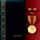 US Marine Corps USMC Expeditionary medal in case with ribbon bar and lapel pin US Marine Corps USMC Expeditionary medal in case with ribbon bar and lapel pin