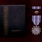USAF Air Force Achievement medal decoration set with ribbon bar and lapel pin in case USAF Air Force Achievement medal decoration set with ribbon bar and lapel pin in case