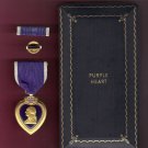 WWII Purple Heart Military Award medal in case with ribbon bar and lapel pin GENUINE