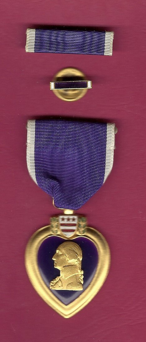 WWII Purple Heart Military Award medal in case with ribbon bar and ...