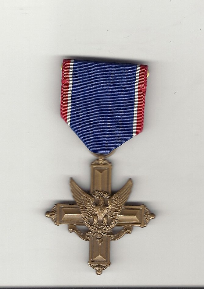 WWII Army Distinguished Service Cross Medal Vintage World War 2