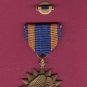 Genuine Vintage WWII Air medal in case with ribbon bar and lapel pin Army Air Corps AAC