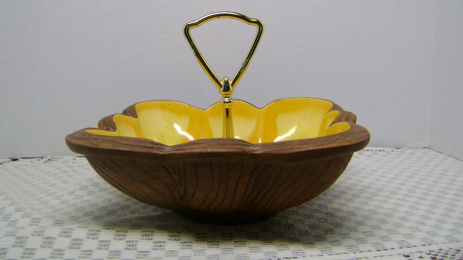 Vintage Berkeley 7201 USA Pottery Candy Dish w/ Handle