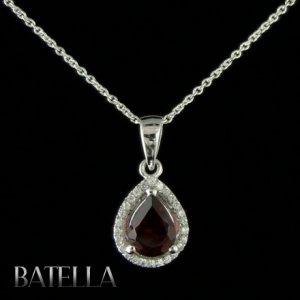 1.90 Ct Red Garnet Gemstone & White Zircon Sterling Silver 925 Womens Pendant