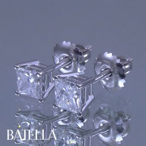 .48 Ct G-H/VVS2-VS1 Natural Princess Cut Diamond Stud Earrings 14k Gold Classic