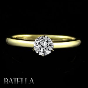 Certified .50 Ct D/VS2 Natural Round Diamond Solitaire Ring 14K Yellow Gold Lady